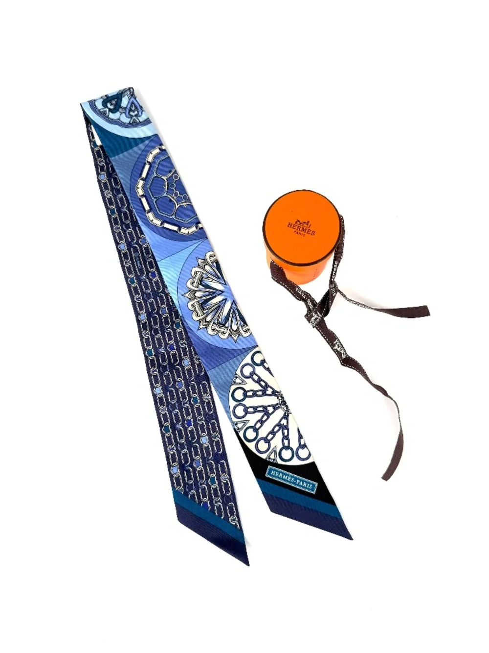 Hermes Effet Kaleidoscope Print Bleu Jean Creme Indigo Silk Twilly Scarf